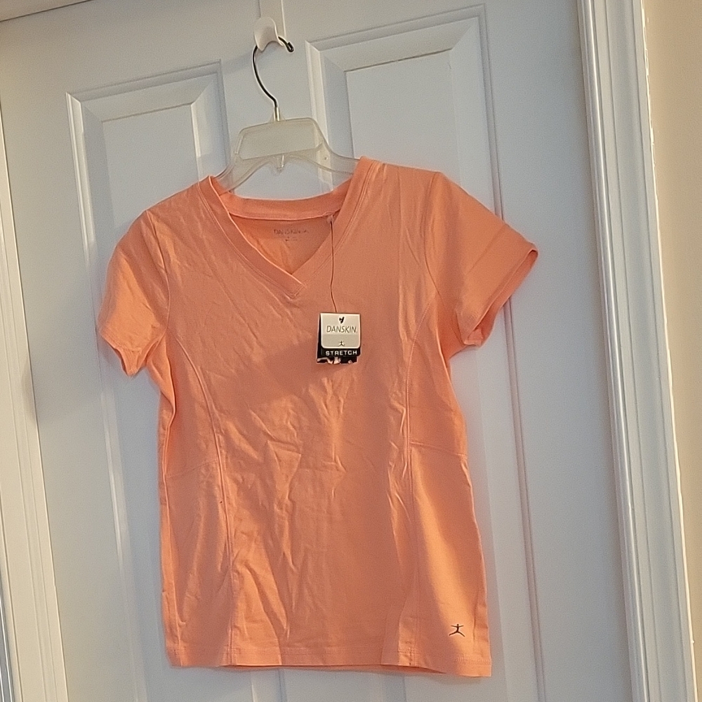 Danskin Peach V-Neck T-Shirt small